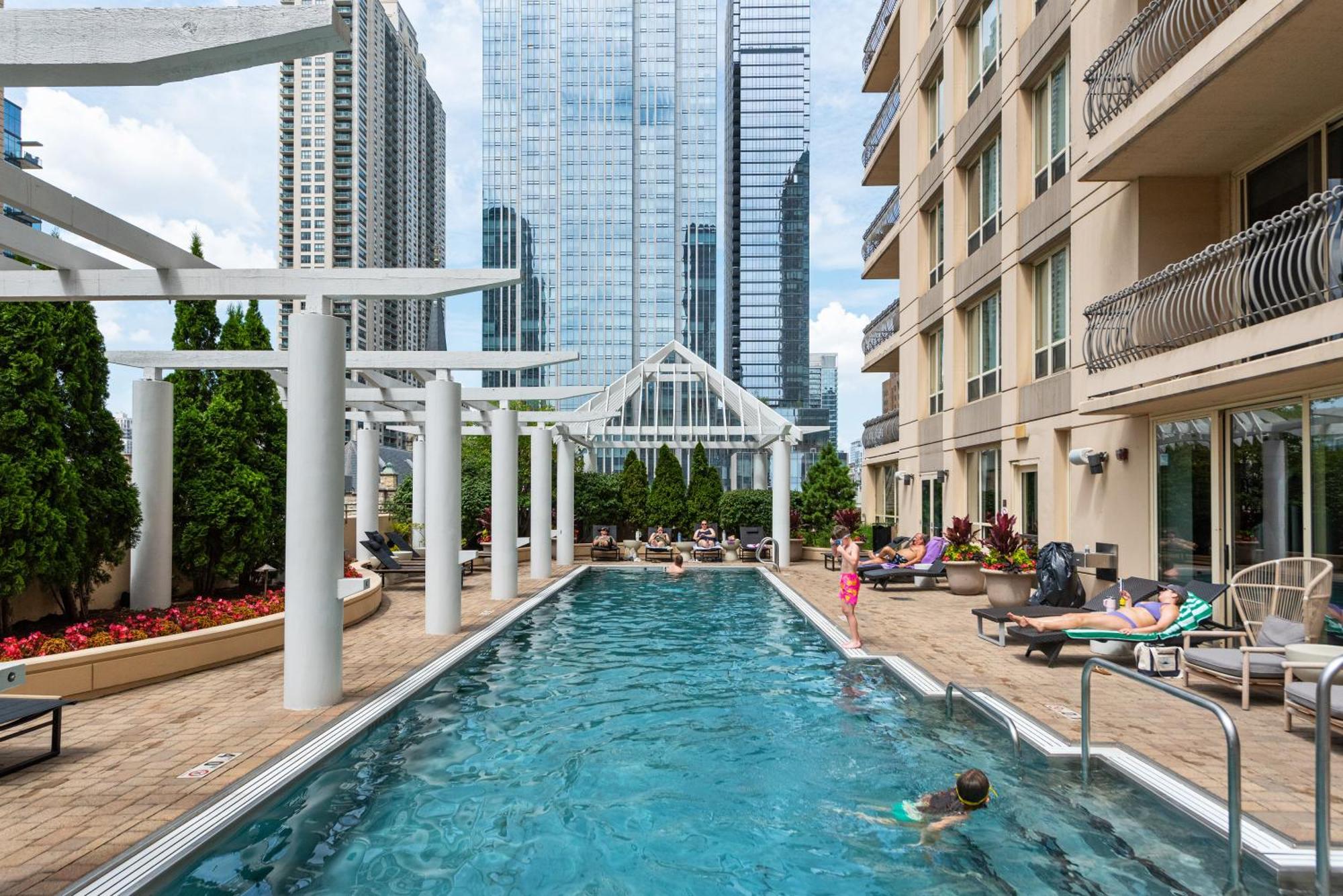 The Bernardin Gold Coast Luxury Apartments Near Magnificent Mile Chicago Exteriör bild