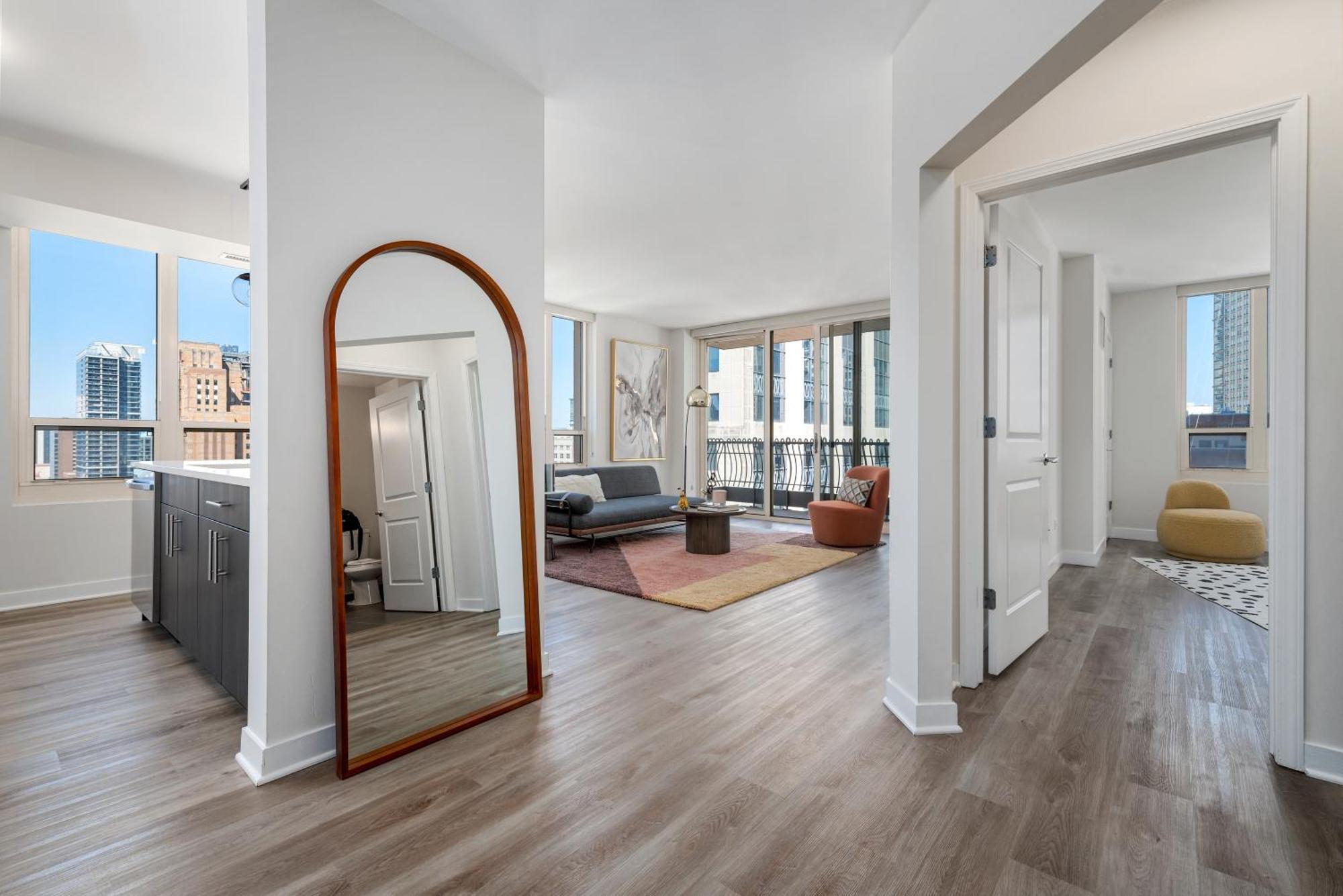 The Bernardin Gold Coast Luxury Apartments Near Magnificent Mile Chicago Exteriör bild